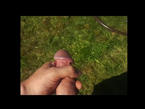 ❤️ Bidh hottie a 'faighinn a pussy pinc fucked agus cums le squirt ann an gàrradh samhraidh ❤️ Porno fb aig gd.full-porner-com.ru ❌❤