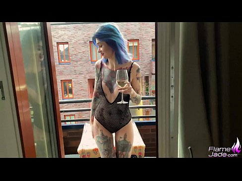 ❤️ Nighean uamhasach a’ suirghe le gulp agus a’ fuineadh gu dòrainneach fon adhar fhosgailte ❤️ Porno fb aig gd.full-porner-com.ru ❌❤